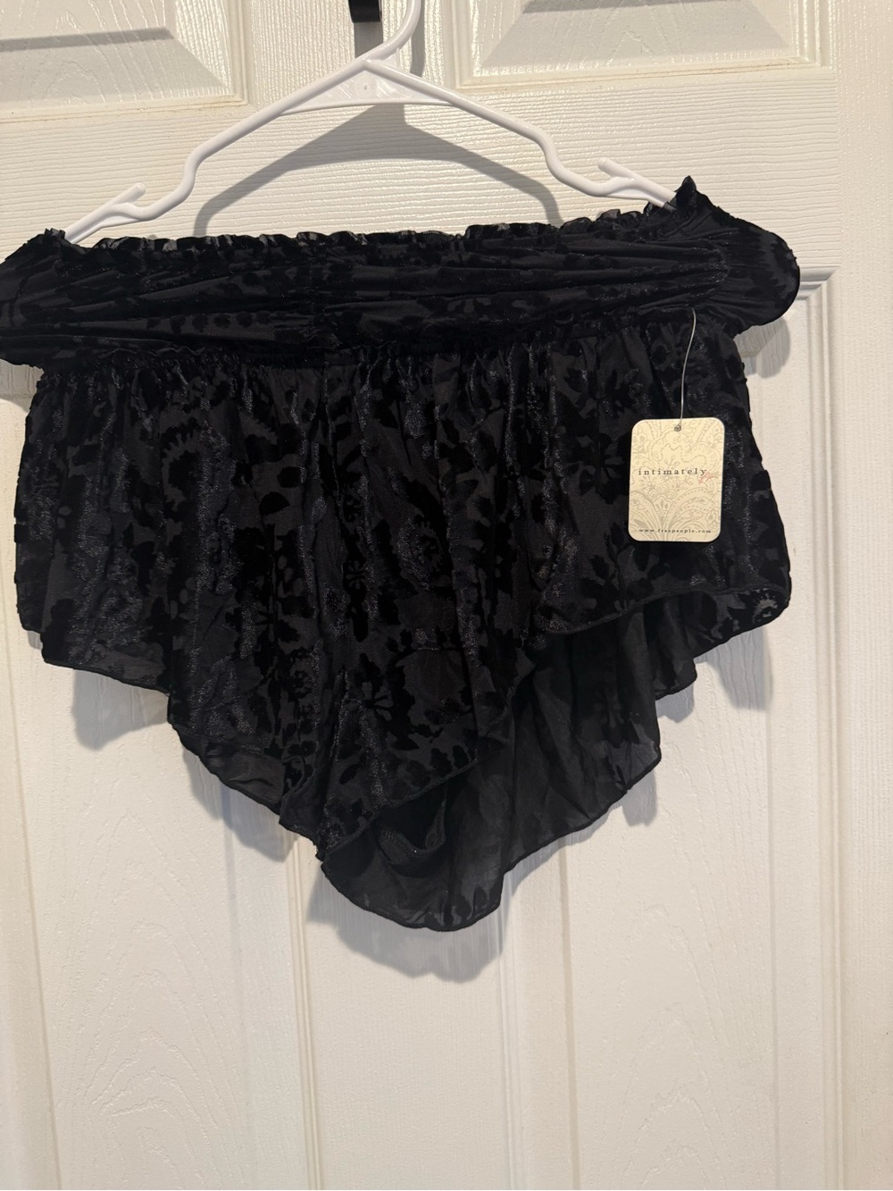 Free people! Black Velvet night shorts new with tags